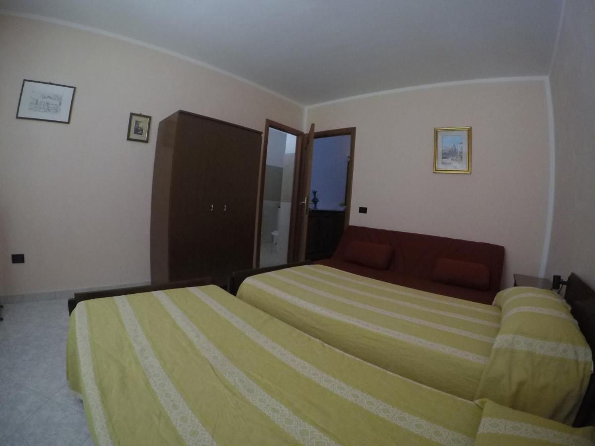 B&B Bassu Bosa Luaran gambar