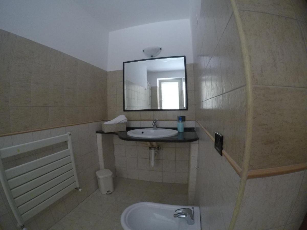 B&B Bassu Bosa Luaran gambar